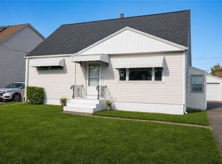 25 Wallace Ave, Cheektowaga, NY 14227