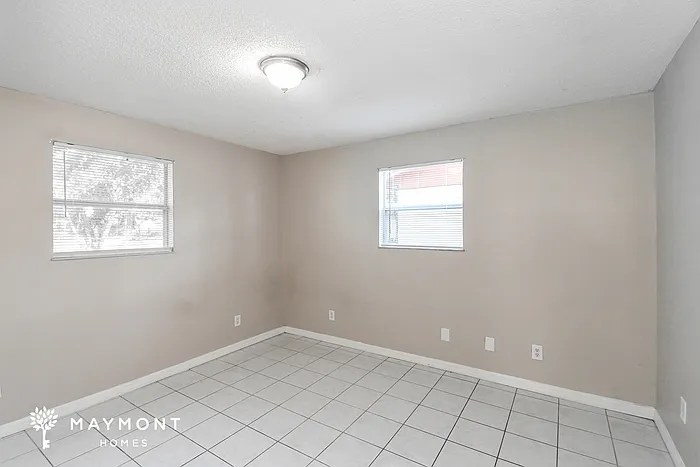 3920 Lane Ave S — Photo 10