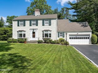 96 Winthrop Dr, Riverside, CT 06878