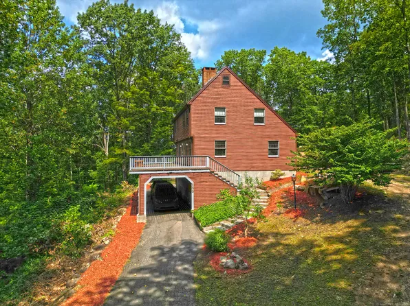 135 Gaylord Mountain Road, Bethany, CT 06524
