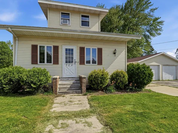 500 Birchwood DRIVE, Francis Creek, WI 54214