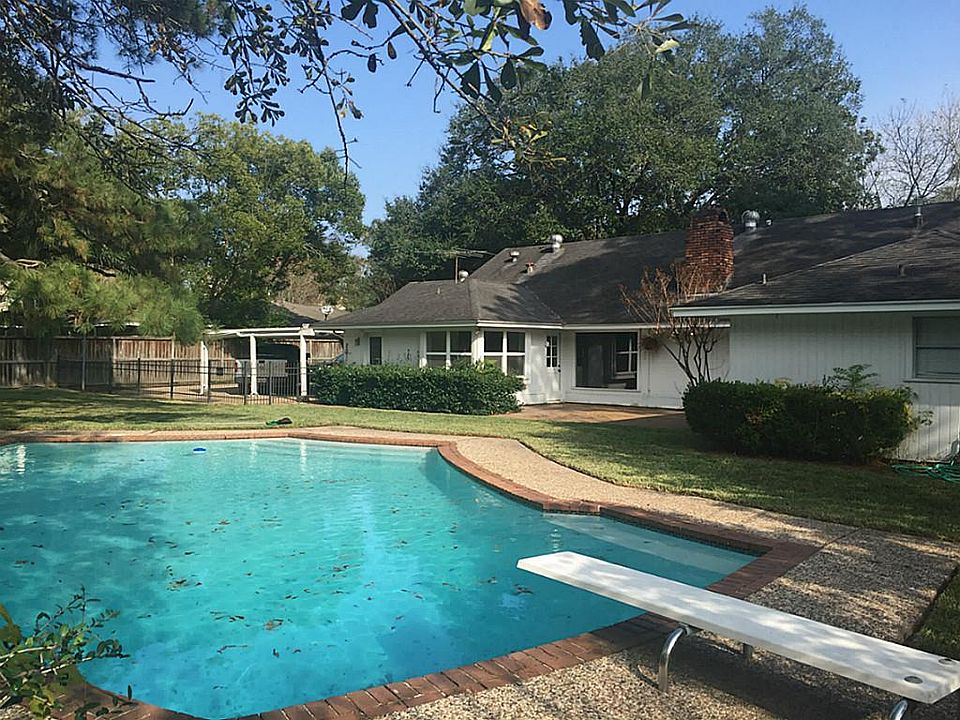 1st image of 245 Mayerling Dr