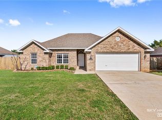 2226 Brookview St, Elkins, AR 72727