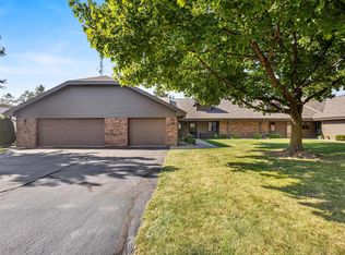 83 Spencer Village Ct, Appleton, WI 54914