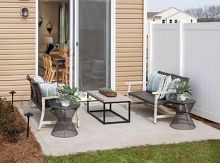 7415 Hodges Meadow Ln, Charlotte, NC 28213