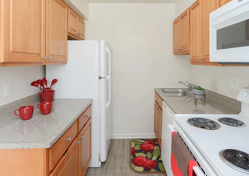 Warwick Terrace Apartment Homes