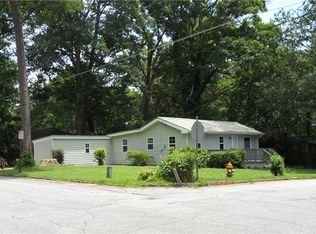 617 Iris Rd, Pine Lake, GA 30072