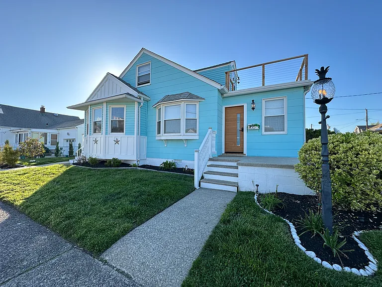 400 N Oxford Ave — Photo 46