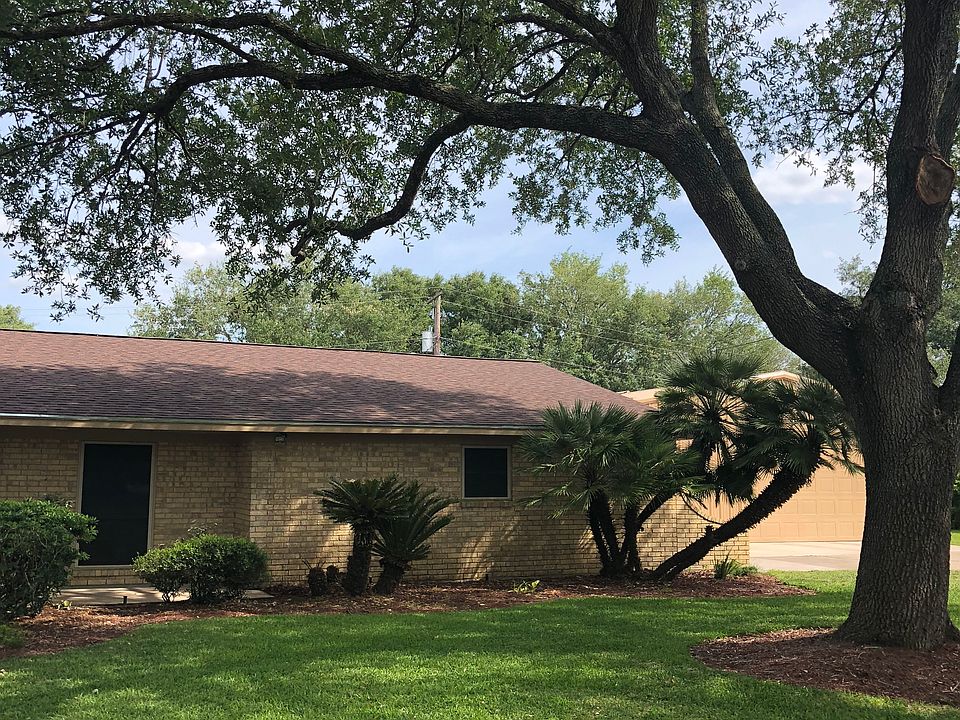 505 Brodie St Edna TX 77957 Zillow