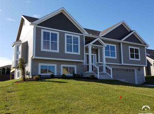 3907 Prairie Rose St, Lawrence, KS 66049