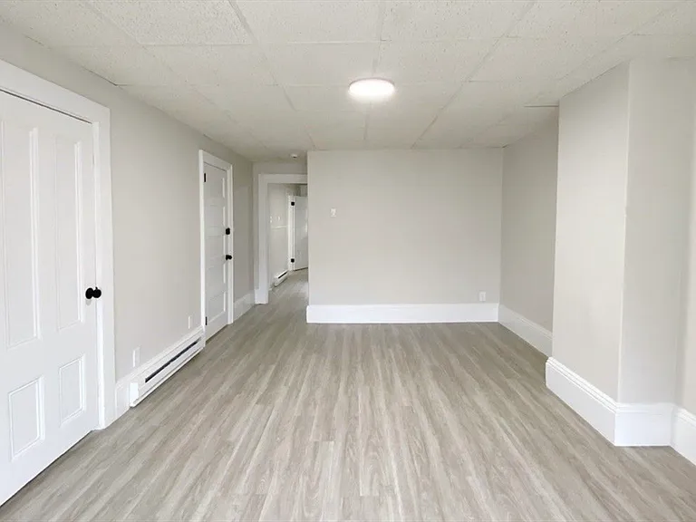 Trenton St — Photo 5