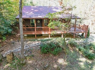 489 Glassy Orchard Rd, Tiger, GA 30576