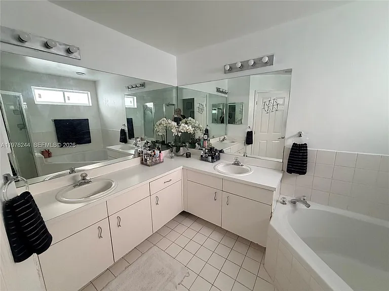 14712 SW 123rd Ave — Photo 12