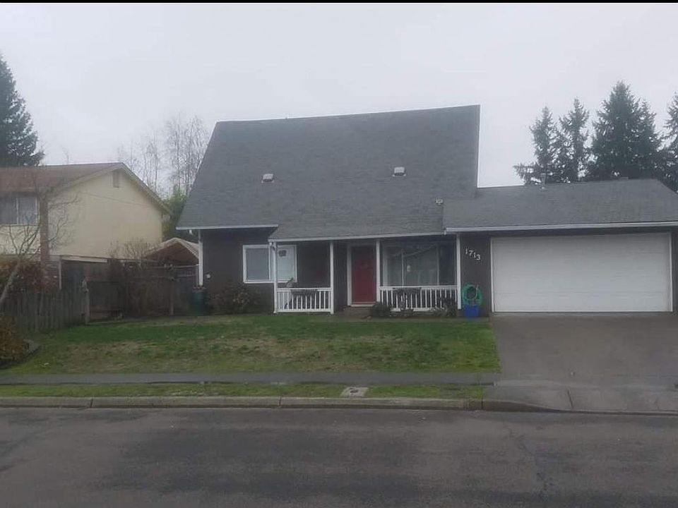 1st image of 1713 19th Dr NE
