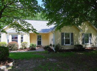 541 Trader Mill Rd, Columbia, SC 29223