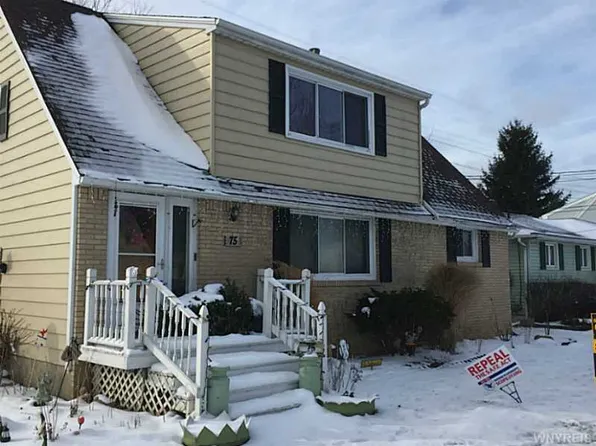 75 Smith Dr, Lackawanna, NY 14218
