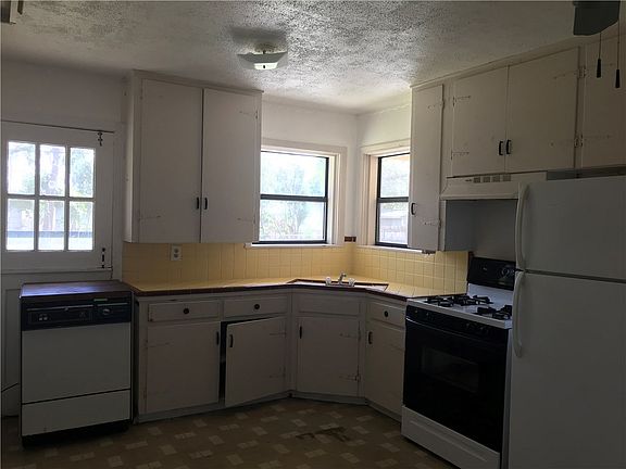 2nd image of 6407 Cary Dr