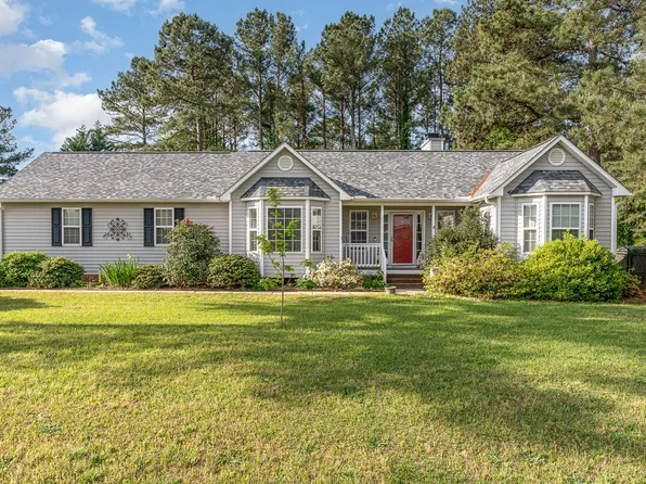 6400 Silver Spring Ct, Willow Spring, NC 27592