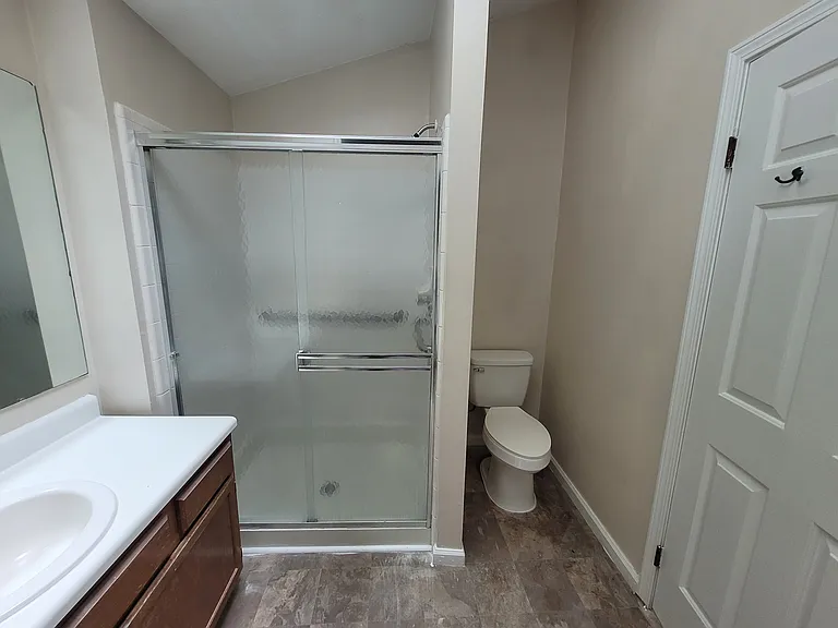 104 Corgy Dr — Photo 18