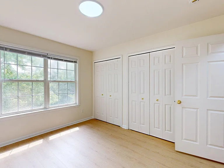 2812 Barclay Way — Photo 15