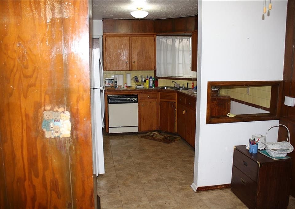1st image of 4801 N Prospect Ave