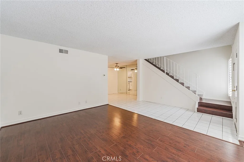 3 bed, 2.5 bath, 1478 sqft, $4,500 — Photo 4