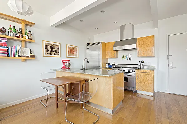 Rented by Compass | media 22