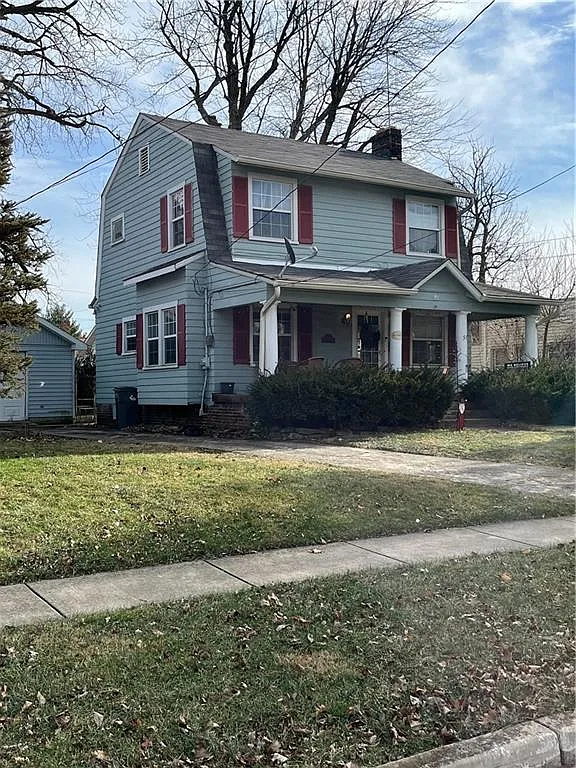 3 bed, 1.5 bath, 2060 sqft, $1,450 — Photo 1