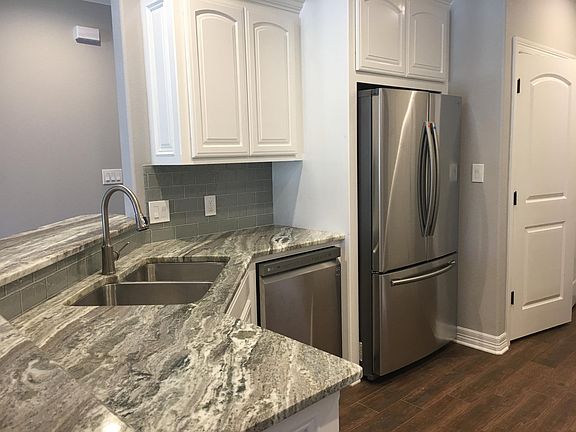 Kitchen (1)