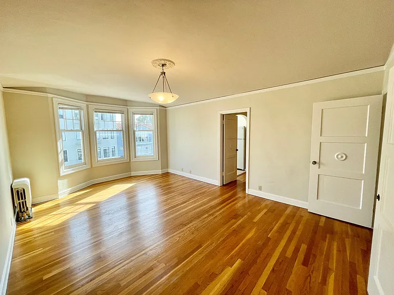 3255 Broderick St #7 — Photo 19
