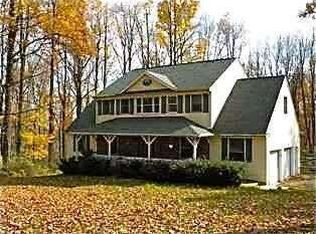 196 Merkle Rd, Bechtelsville, PA 19505