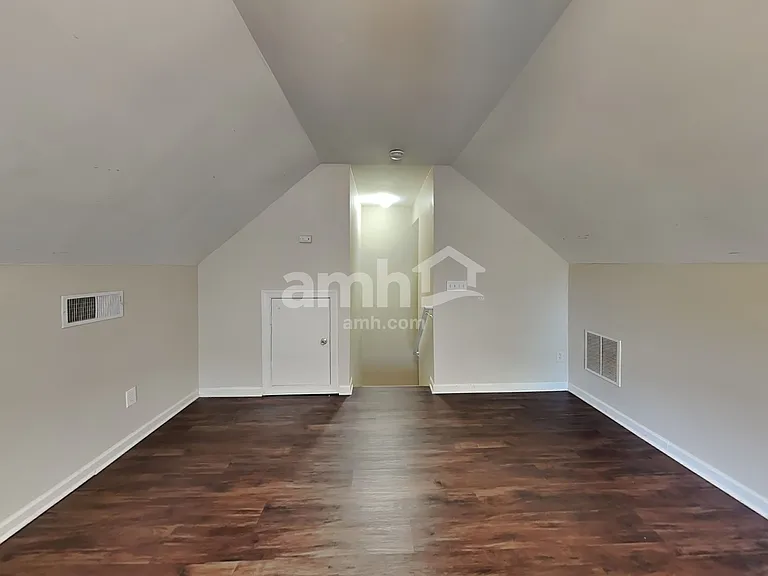 235 Grand Isle Ct — Photo 17