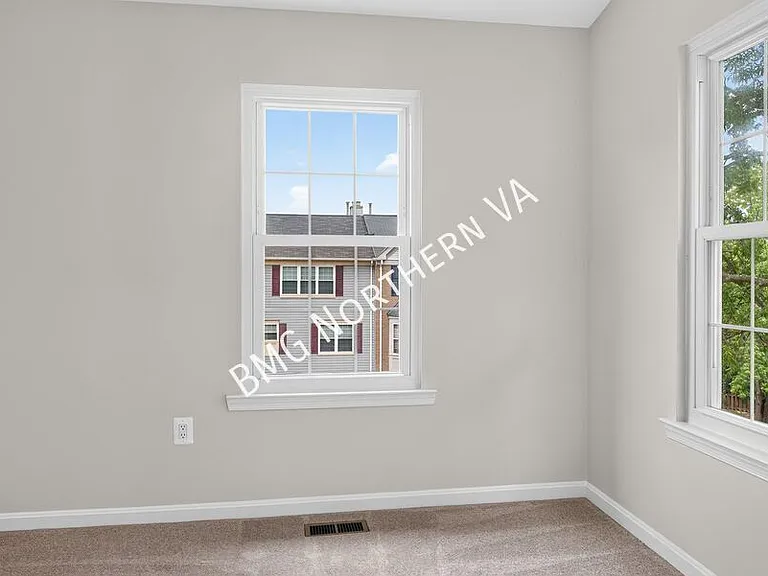 6001 Keble Dr — Photo 53