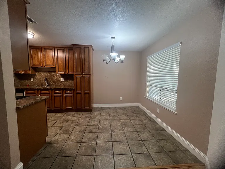 Kitchen nook/ dining area.
