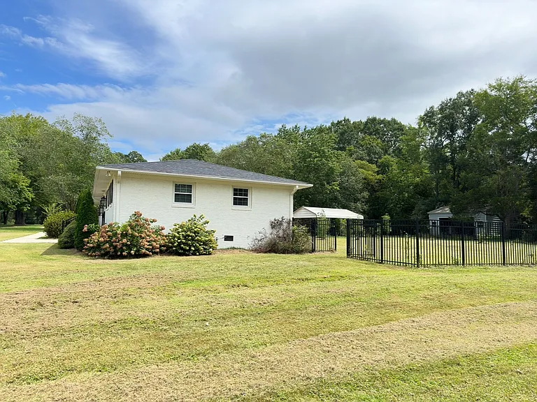 12416 Oakhaven Dr — Photo 3
