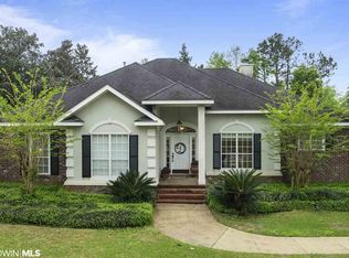 11078 Lake Cir, Daphne, AL 36526