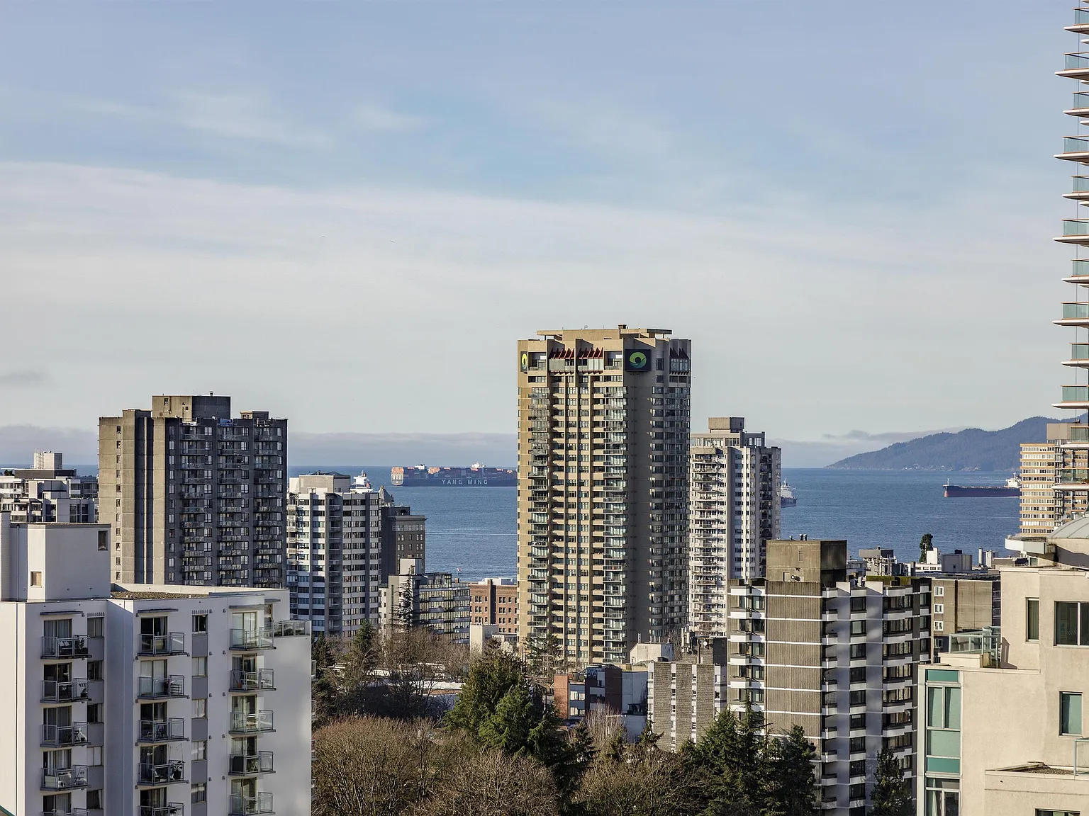 2 bed, 775 sqft, $3,450 — Photo 3