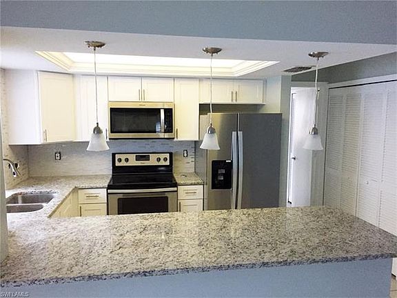 2nd image of 13731 Markham Ln #2
