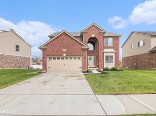 48150 Wakefield Dr, Macomb, MI 48042