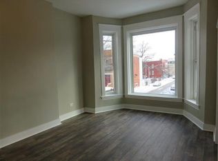 2832 W Walnut St #1, Chicago, IL 60612