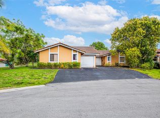 7942 NW 37th Dr, Pompano Beach, FL 33065