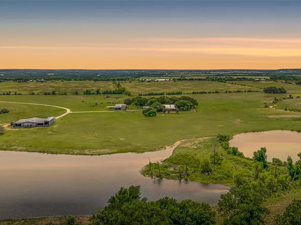 8606 Fm 219, Clifton, TX 76634