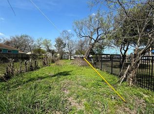 715 E 34th St, Houston, TX 77022