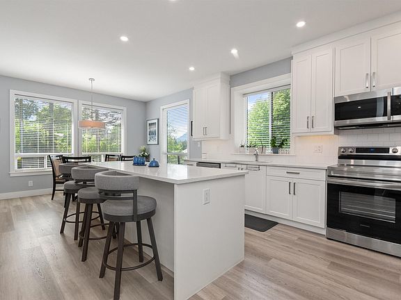 3rd image of 21196 Kettle Valley Rd #13