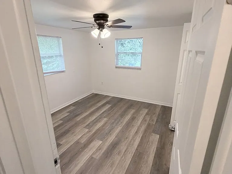 21377 Campbell Dr — Photo 14