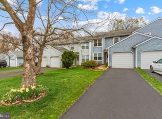 12 Carousel Cir, Doylestown, PA 18901