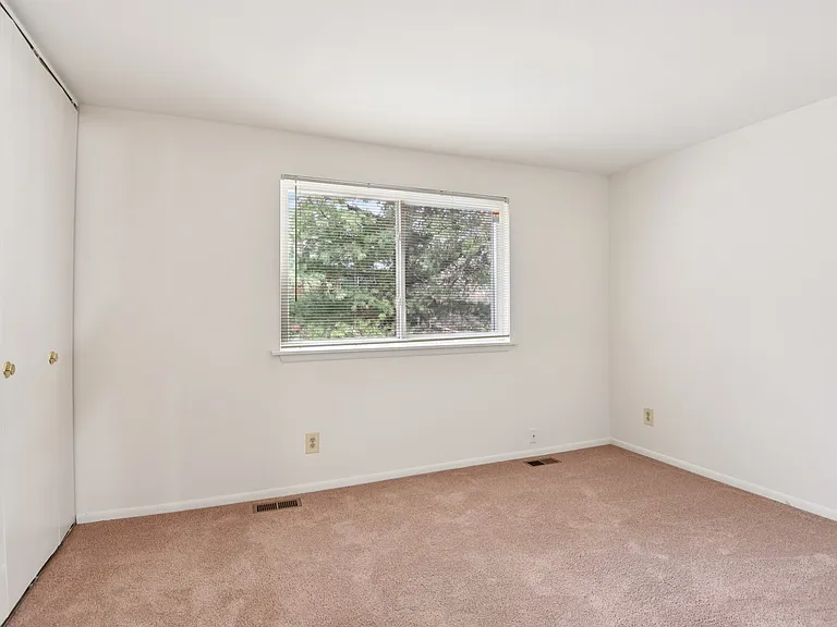 Howard Hills Rental Townhomes and Duplexes — Photo 44