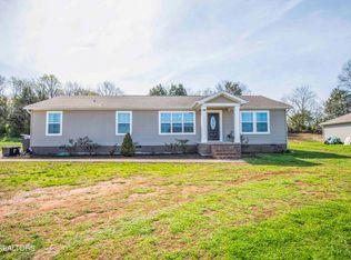 332 Hartfield Ln, Loudon, TN 37774