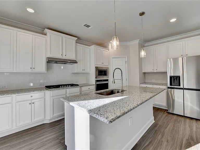 1622 Dover Creek Ln — Photo 18