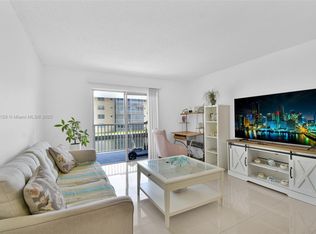3527 NE 168th St APT 203, North Miami Beach, FL 33160